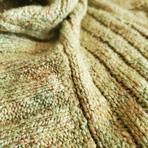 Green sweater hoody M Maurices - Picture 4 of 5